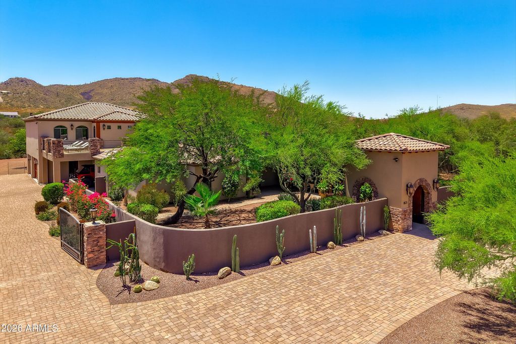 1823 W MADDOCK Road, Phoenix, AZ 85086 — photo 4