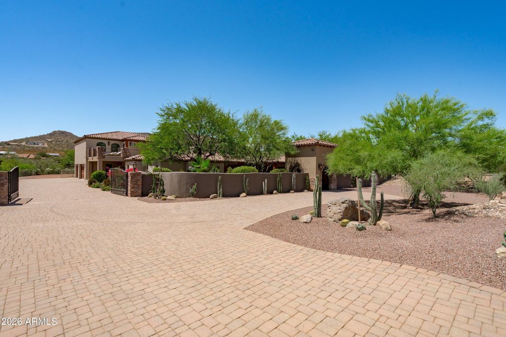 1823 W MADDOCK Road, Phoenix, AZ 85086 — photo 5