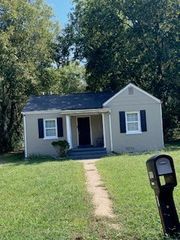 1019 E Valley Dr, Columbia, TN 38401