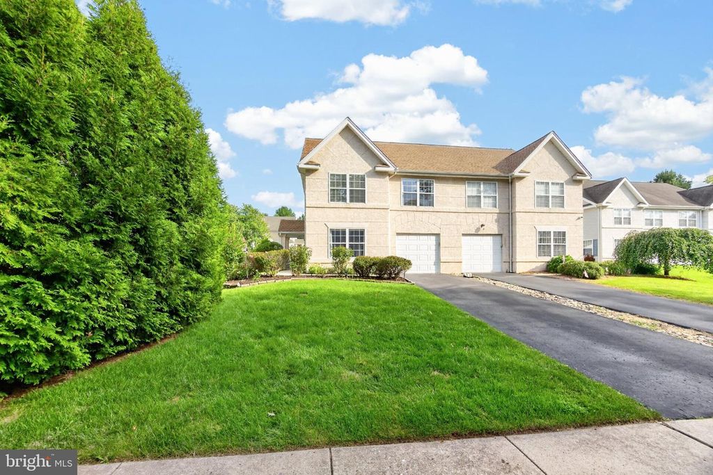 636 ELM ST, ROYERSFORD, PA 19468 — photo 3