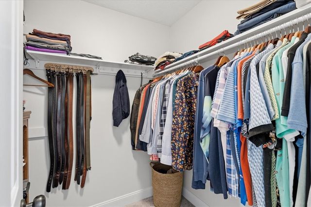 2356 Big Rock Rd, Hampton, PA 15101