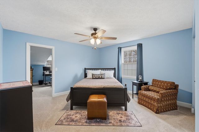 2356 Big Rock Rd, Hampton, PA 15101