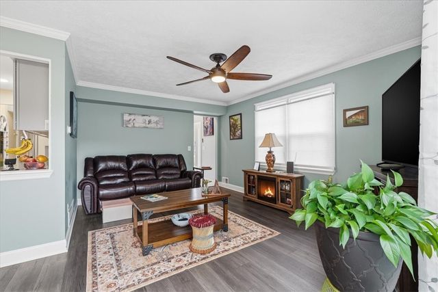 2356 Big Rock Rd, Hampton, PA 15101