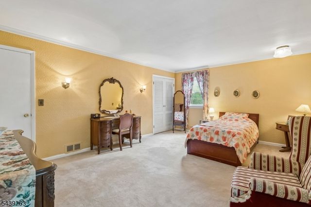 44 Korwel Cir, West Orange Twp., NJ 07052