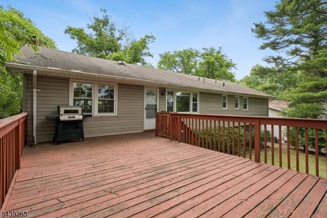 44 Korwel Cir, West Orange Twp., NJ 07052