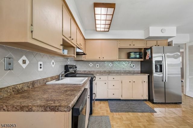 44 Korwel Cir, West Orange Twp., NJ 07052
