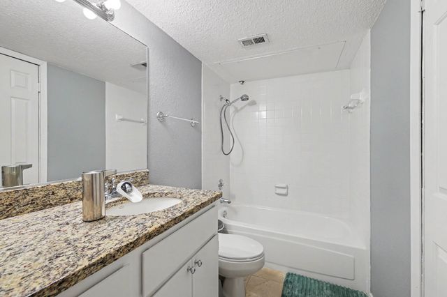 4102 Buena Vista Street 5, Dallas, TX 75204