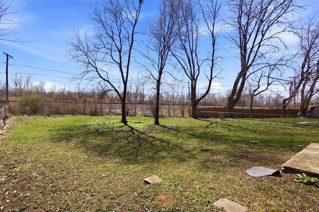 16544 Prairie Avenue, South Holland, IL 60473