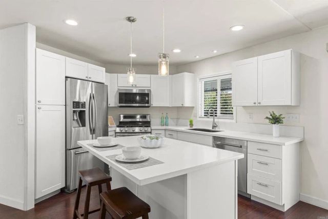 350 N El Camino Real 41, Encinitas, CA 92024