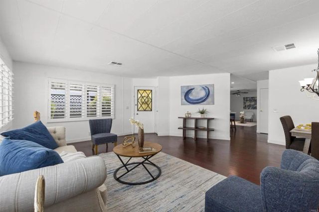 350 N El Camino Real 41, Encinitas, CA 92024