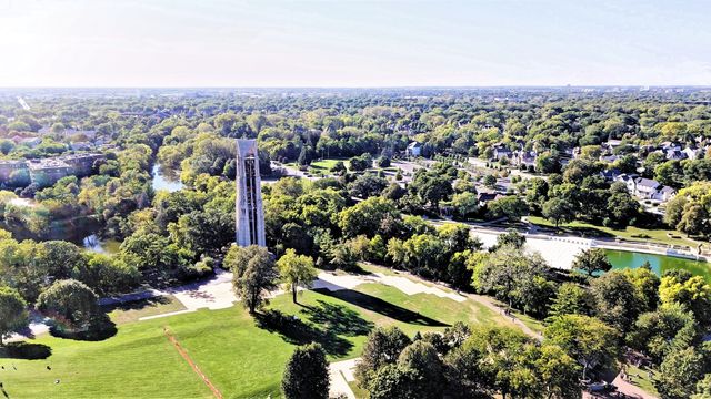 719 N Brainard Street, Naperville, IL 60563