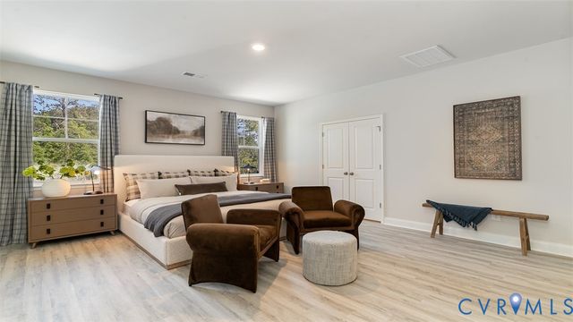 8806 Farthing Dr, Chesterfield, VA 23838