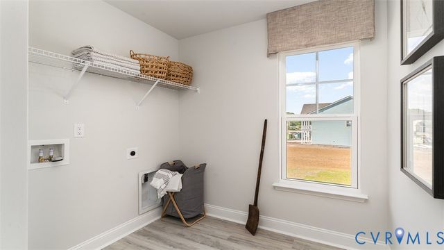 8806 Farthing Dr, Chesterfield, VA 23838