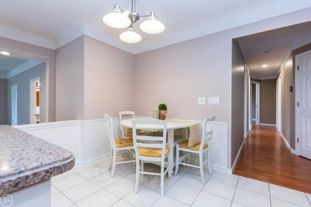 8428 Bellarine Drive, Shelby Twp, MI 48316