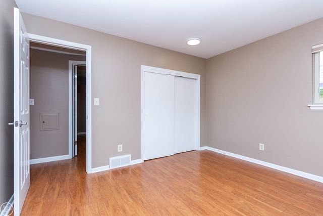 8428 Bellarine Drive, Shelby Twp, MI 48316