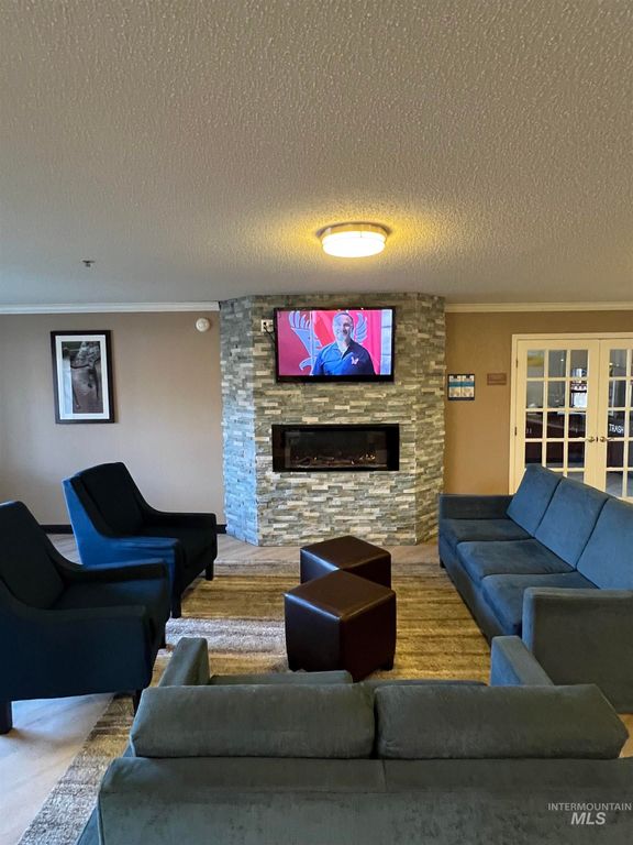 Address unavailable. photo 26