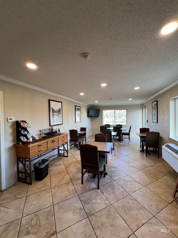 Address unavailable. photo 31