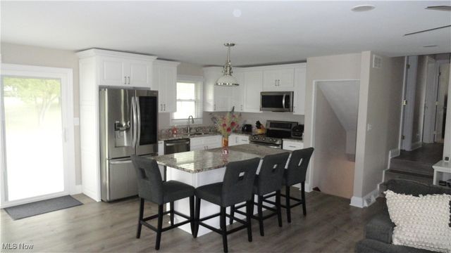 964 Johnsonville Road, Chester, WV 26034