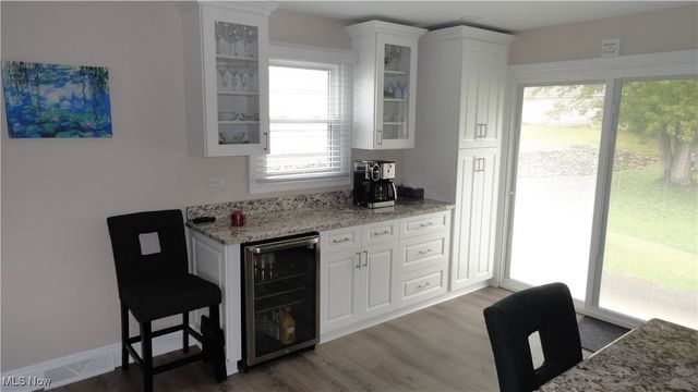 964 Johnsonville Road, Chester, WV 26034