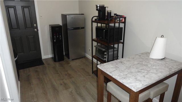 964 Johnsonville Road, Chester, WV 26034