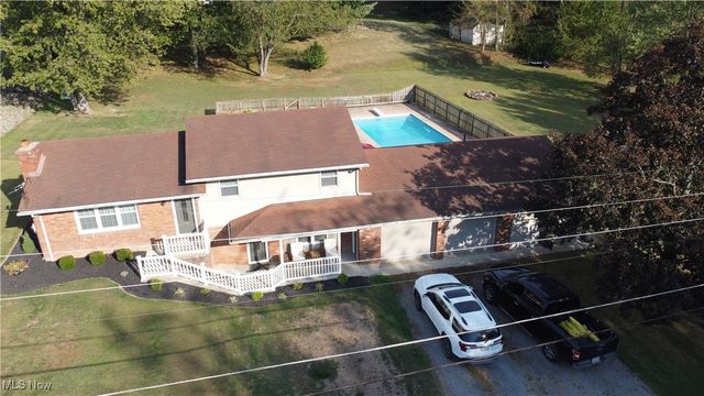 964 Johnsonville Road, Chester, WV 26034