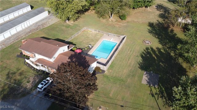 964 Johnsonville Road, Chester, WV 26034