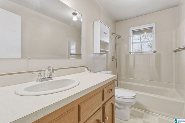 441 4TH WAY, Pleasant Grove, AL 35127