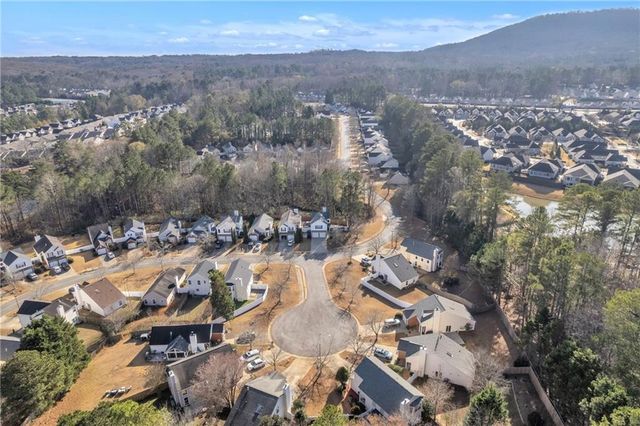 1050 Daventry Crossing, Woodstock, GA 30188