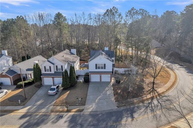 1050 Daventry Crossing, Woodstock, GA 30188
