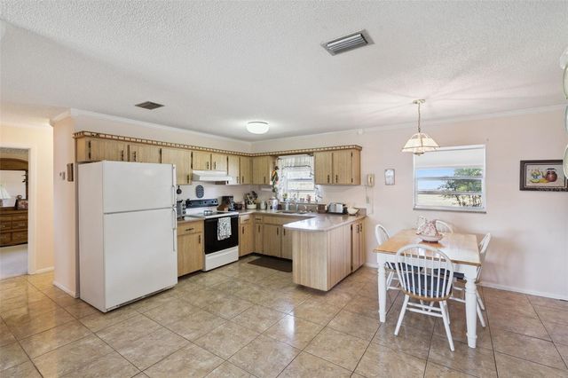 17530 COUNTY ROAD 455, Montverde, FL 34756