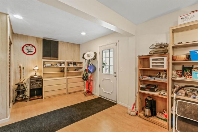 40540 Lakeside Rd, Loon Lake, WA 99148