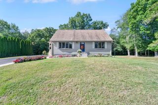 15 Bess Road, Enfield, CT 06082