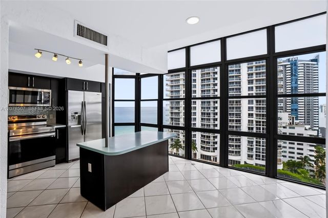 6423 Collins Avenue 1702, Miami Beach, FL 33141