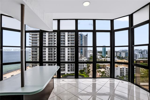 6423 Collins Avenue 1702, Miami Beach, FL 33141