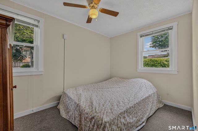 10 Swan Avenue, Old Lyme, CT 06371