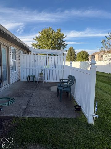 6214 Rolling Meadow Lane, Indianapolis, IN 46237