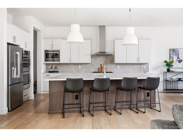 6075 Beeler St, Denver, CO 80238