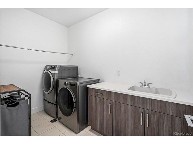 6075 Beeler St, Denver, CO 80238