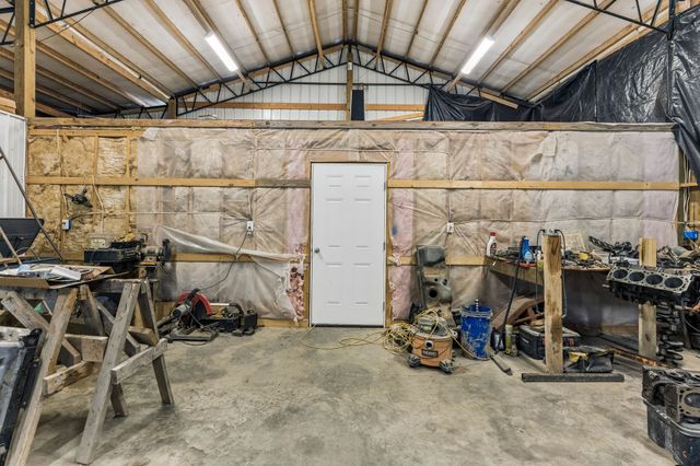 950 Old Agnew Rd, Pulaski, TN 38478