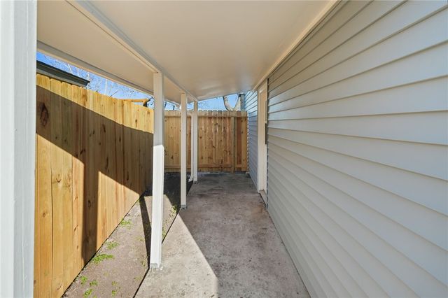 2713 Camargo Dr, Corpus Christi, TX 78415