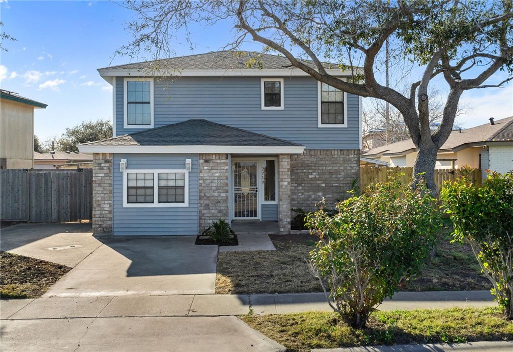2713 Camargo Dr, Corpus Christi, TX 78415