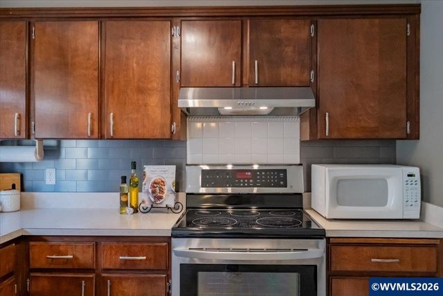 3411 NW Walnut Bl, Corvallis, OR 97330
