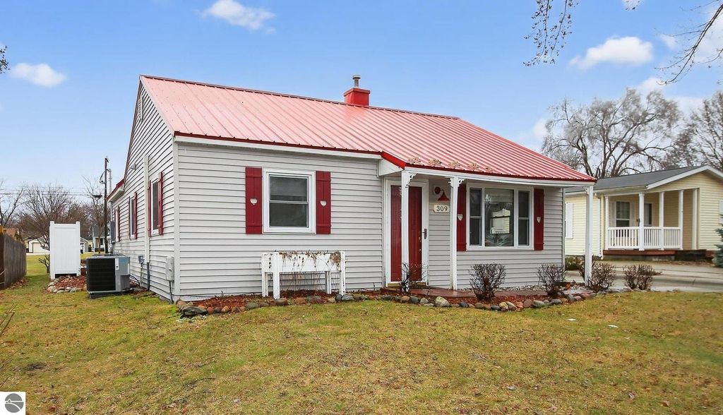 309 S State Street, Alma, MI 48801