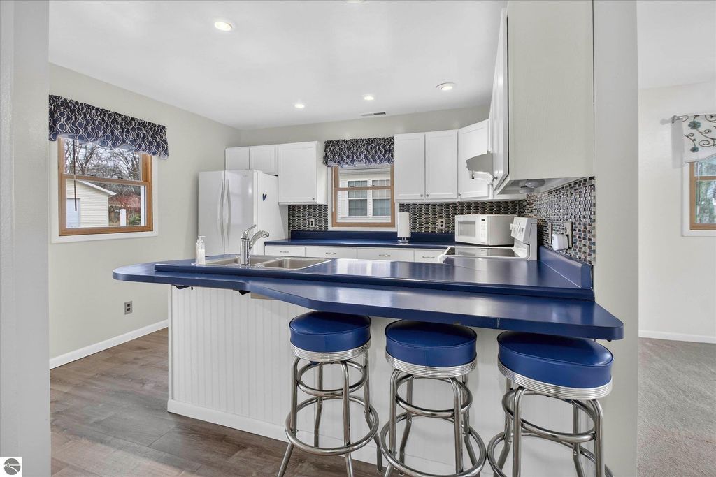 Image 11 of property listing at 309 S State Street, Alma, MI 48801