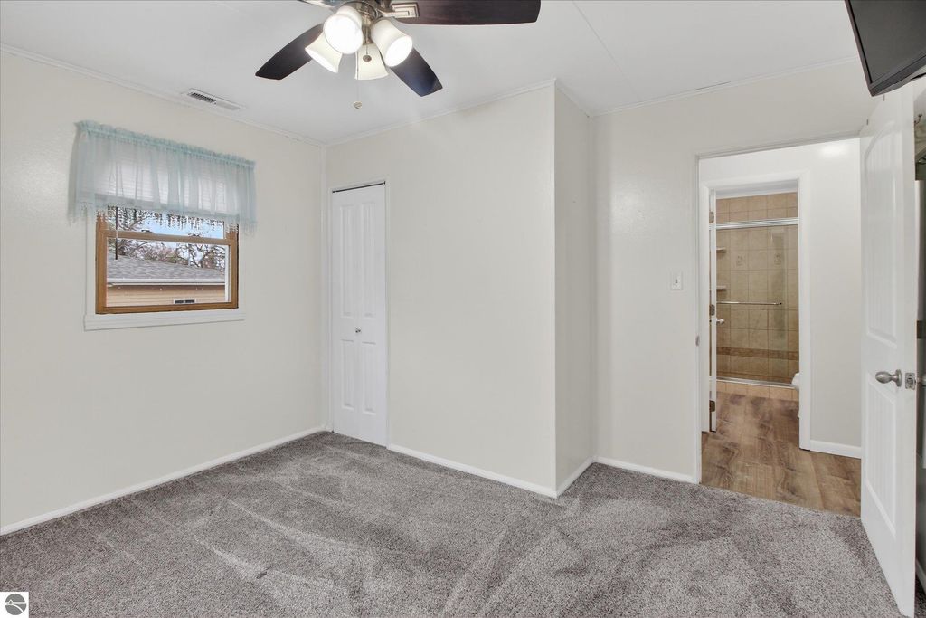 Image 14 of property listing at 309 S State Street, Alma, MI 48801