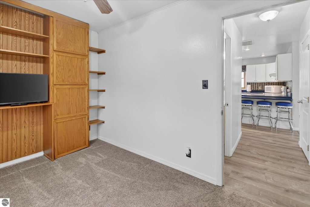 Image 16 of property listing at 309 S State Street, Alma, MI 48801