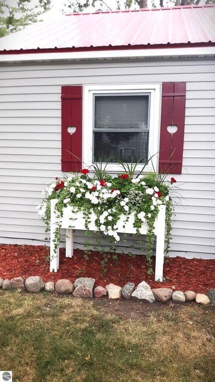 Image 34 of property listing at 309 S State Street, Alma, MI 48801