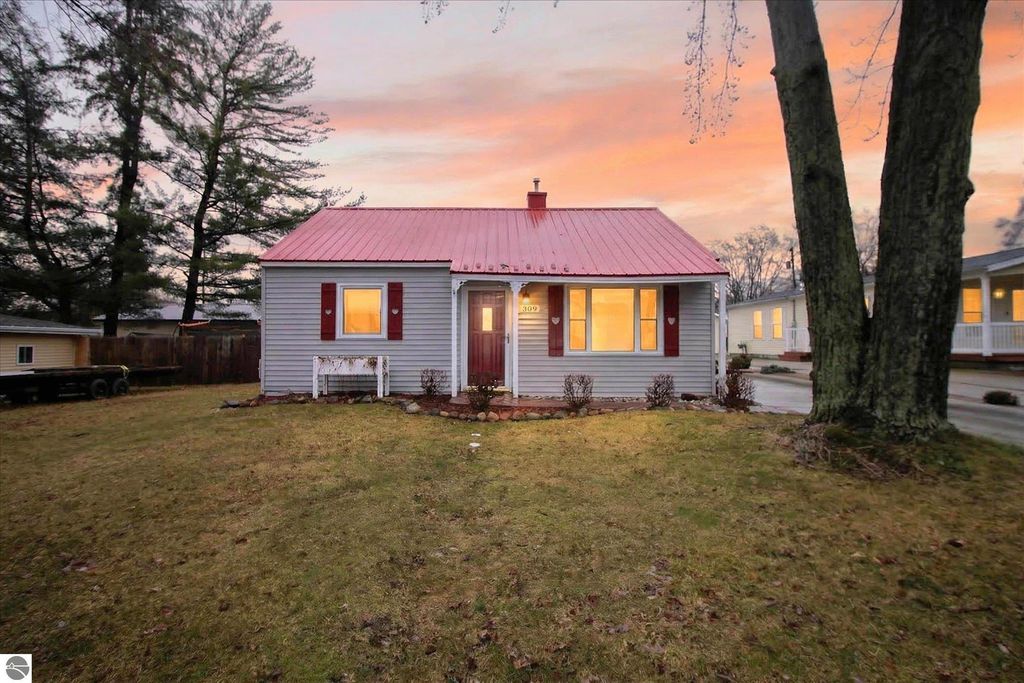 Image 35 of property listing at 309 S State Street, Alma, MI 48801