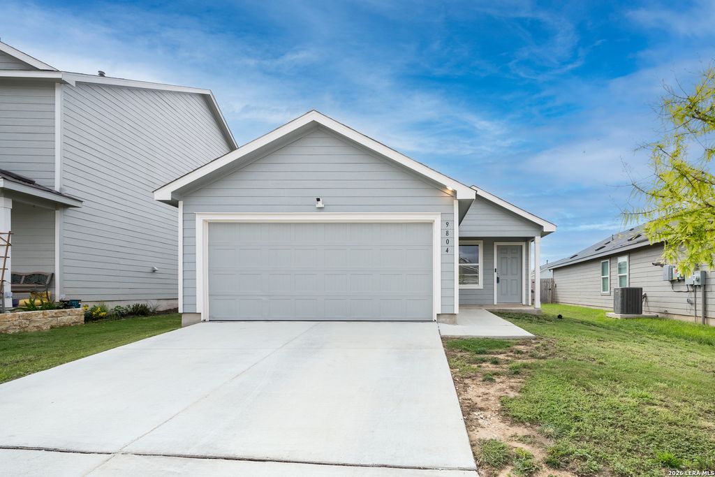 9804 CAROME MILL DR, San Antonio, TX 78254
