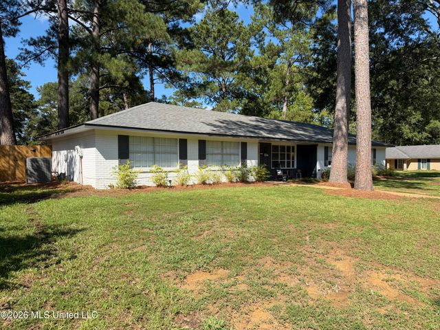 33 Pebble Hill Drive, Brandon, MS 39042